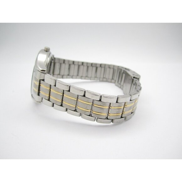 Men Q&Q by Citizen Quartz WR Analog 34mm Round Watch (I34) "New Battery" - Picture 12 of 12